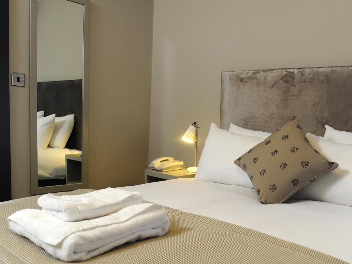 The Red Lion Hotel Whittlesford Ngoại thất bức ảnh